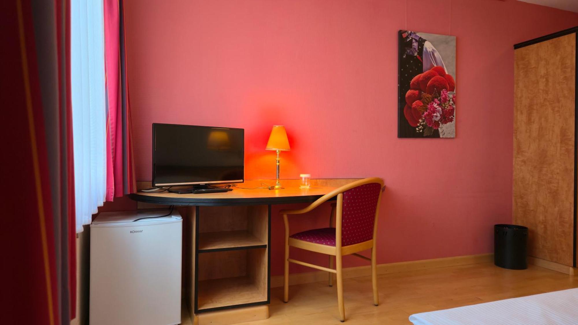 Boardinghouse Sonne Offenburg Quarto foto